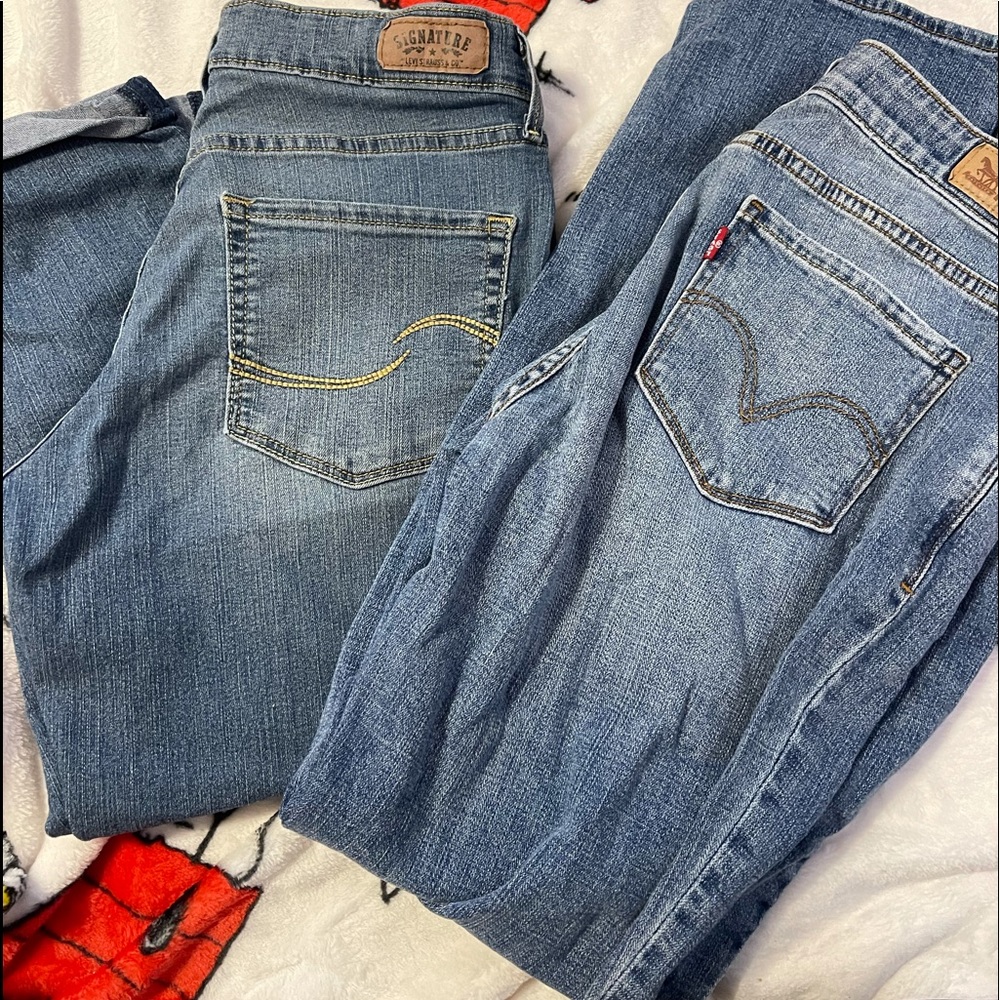 Levi jeans size 10 short
